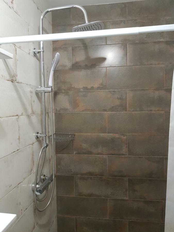 Silver Star Apartment 40M Uzhhorod Exterior photo